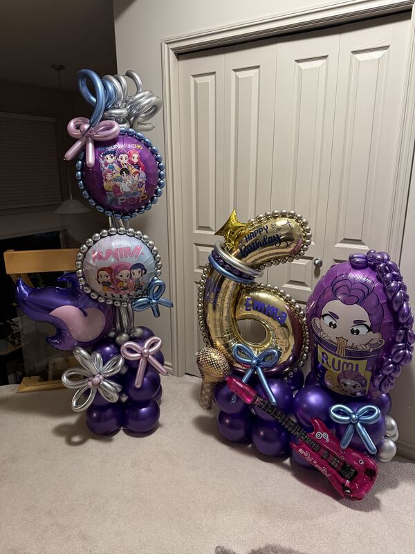Purple themed party balloon design